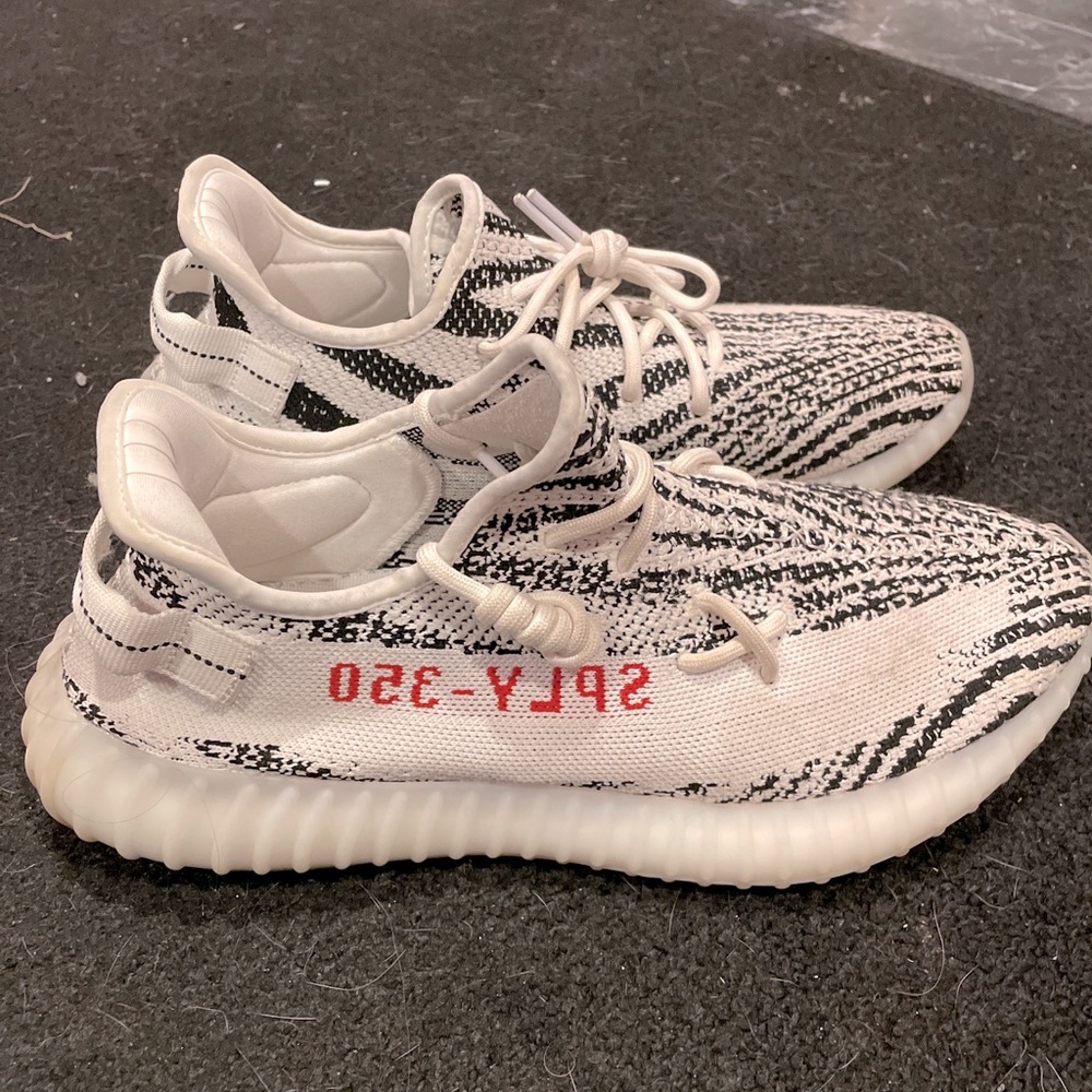 Yeezy boost 350 V2 ‘Zebras’